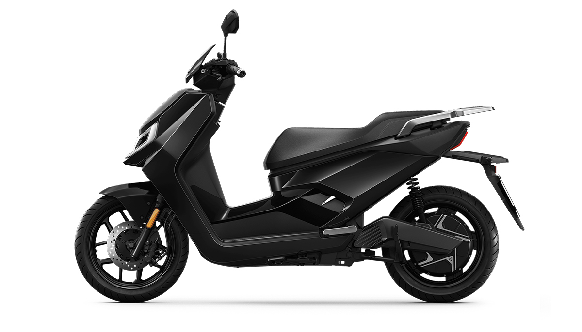 NIU-NQi-300-Electric-scooter-nepal-1-1743841367.jpg