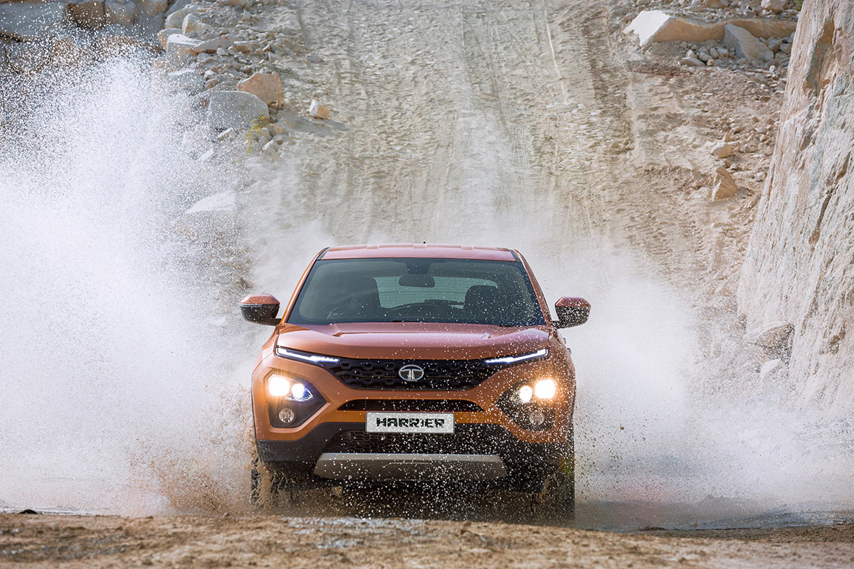 Tata Harrier officially launched in India; Available in 4 variants