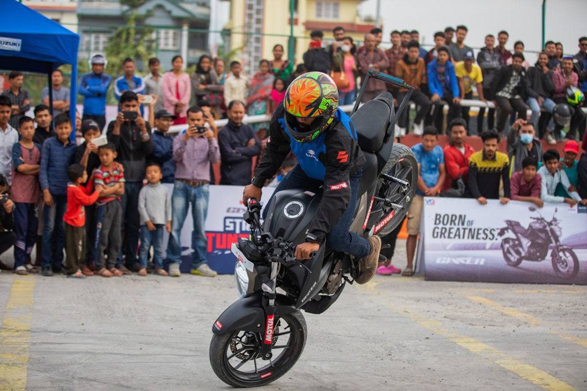 Suzuki Gixxer Street Stunt Mania Celebrates The Spirit Of Gixxer Series