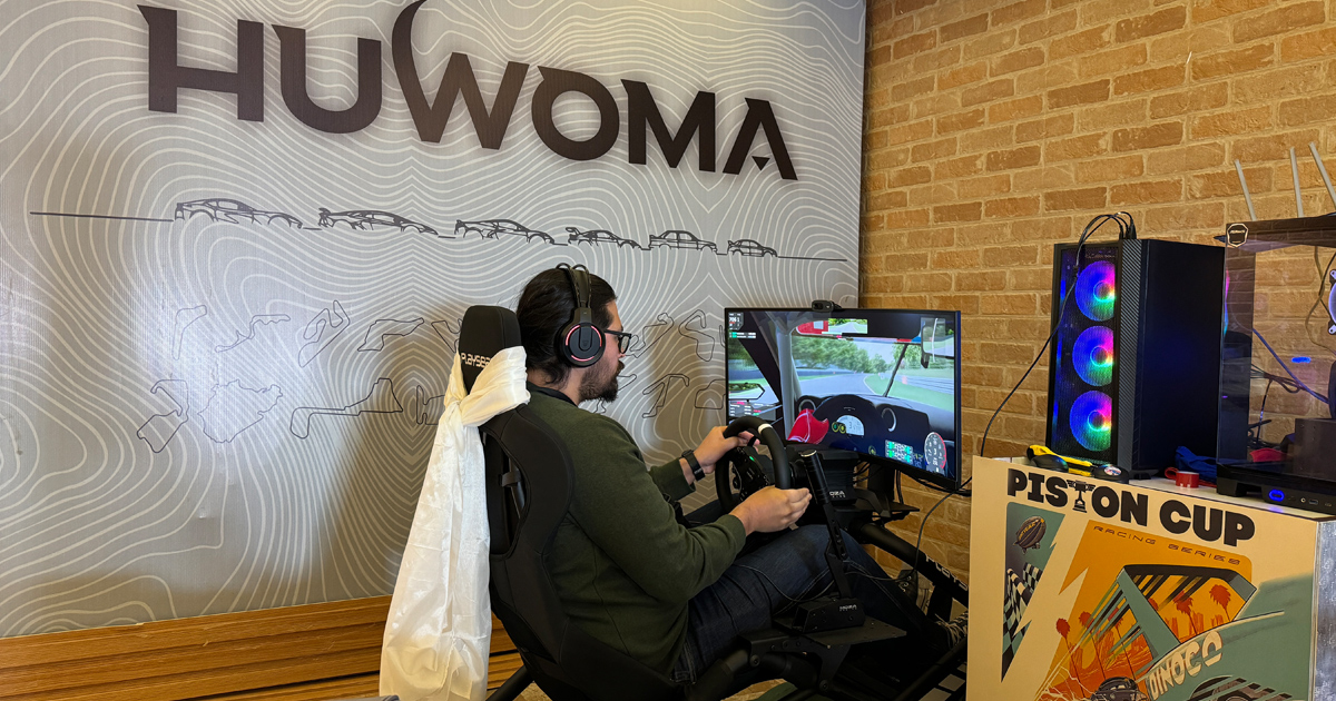 Unleash Your Inner Speed Demon at SIM Racing By Huwoma